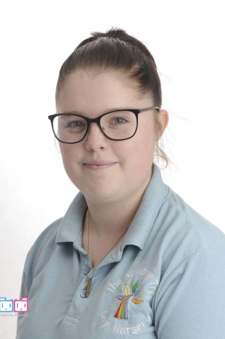 Ellie Staff image